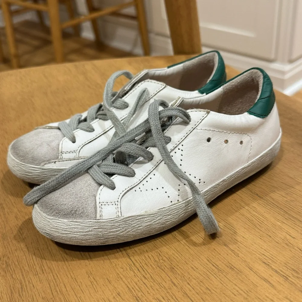 GOLDEN GOOSE | KIDS SUPERSTAR SNEAKER | Size 31
